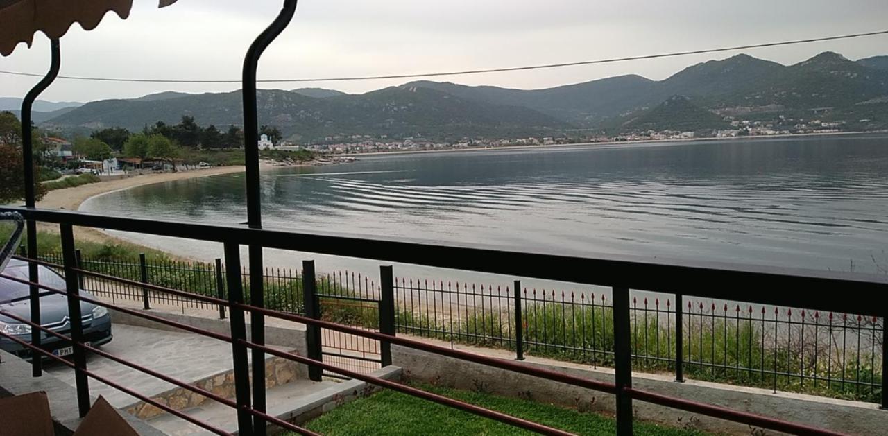 Villa Alexandra Nea Iraklitsa Exteriér fotografie
